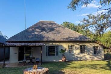 هتل Tamanini Timbavati Lodge