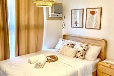 Huoneistohotelli Eclectic Haven At Bamboo Bay Cebu