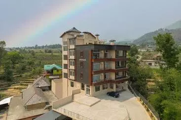 Aotel By Clarks Inn Palampur