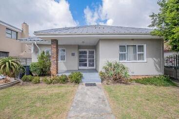 Pension Oakdale Guest House