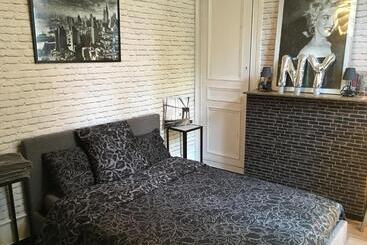 ベッドアンドブレックファースト La Maison Du Bulot