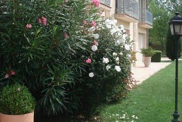 فندق L'oustal Du Lauragais