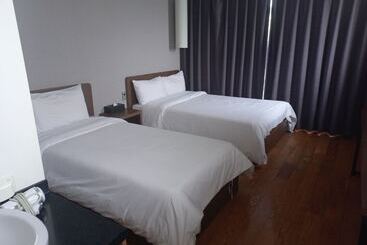 בית מלון כפרי Hi