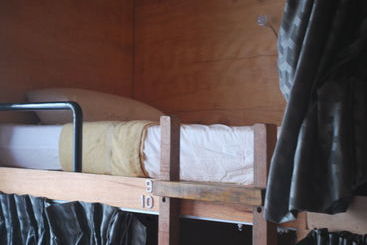 Gibbon Guesthouse  Hostel