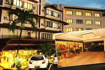 호텔 Citra Inn International