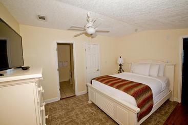 Casa Desoto Beach Terraces