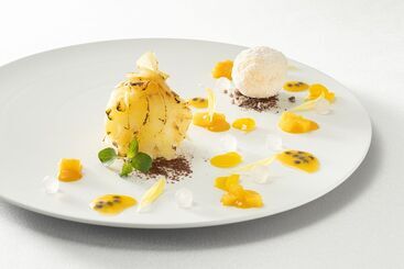 Hotel Auberge Fontaine Bleau Atami