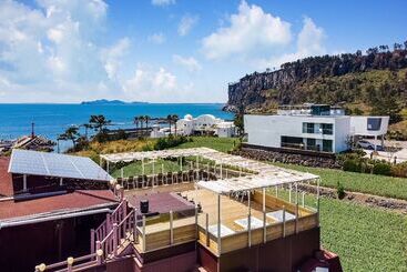 מלון דירות Seoguifo Basan Olleh Pension