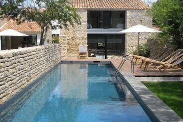 Hotel Hôtel Le Sénéchal