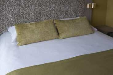 Отель Hôtel Restaurant Bois Joly