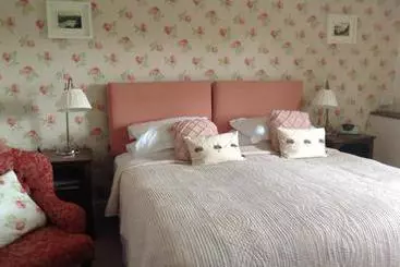 Bach Y Graig Farmhouse B&b