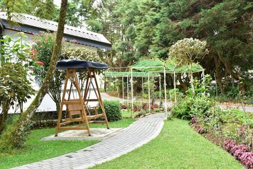 בית מלון כפרי Mirage Kings Cottage