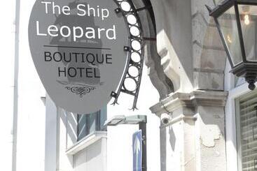 The Ship Leopard Hotel   No Children