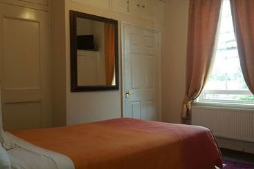 Пансион Albany Guest House