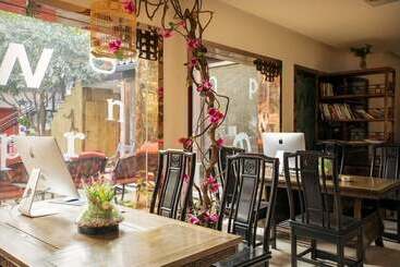 Hotel Yurong West Lake Cottage Resort