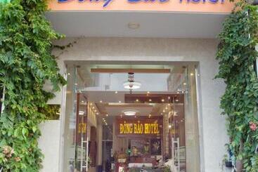 Отель Dong Bao