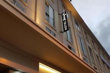 Hotel Hôtel Mary S   Caen Centre Gare Sncf