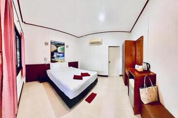 빌라 Lanta L.d. Beach Bungalow