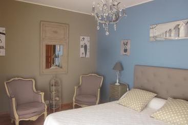 ベッドアンドブレックファースト Chez Martine Côté Canal