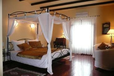 Hotel Cortijo Puerto El Peral