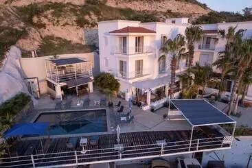 ホテル Mariamar Suites