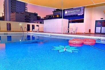 Hotel Pearl Bahrain Suites