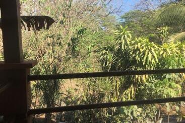 تختخواب و صبحانه Casa Zen