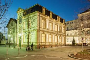 فندق Boardinghouse Luise 5