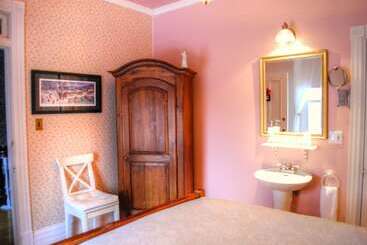 فندق Au Clos Rolland Couette & Cafe