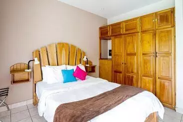 Hotelli Downtown Suites