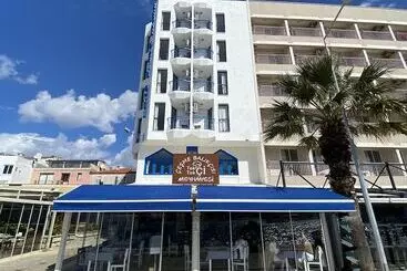 Hotel Marin