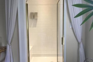 فندق Villa Marco Polo Bed And Breakfast Inn