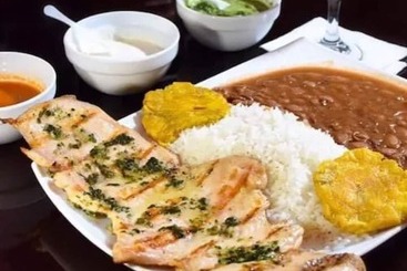 旅馆 Los Algarrobos