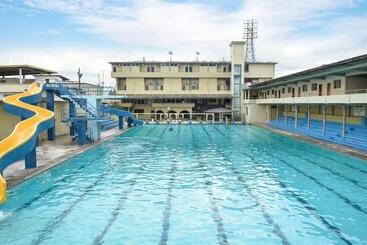 فندق Olimpico Quevedo