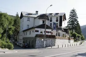 Szálloda Paraul Rece