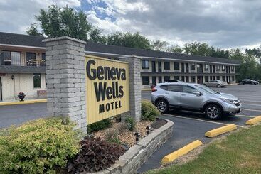 Отель Geneva Wells Inn
