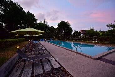 The Touch Green Naiyang Hotel & Fitness