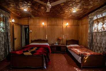 Pension (Hôtel basse catégorie) Kharpalace Group Of Houseboats