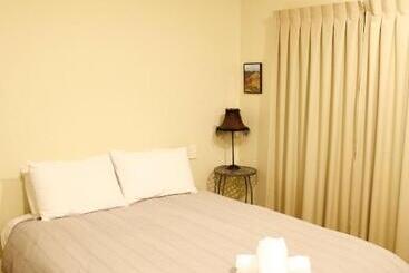 בית מלון כפרי Rocky Mountain Chalets Ohakune