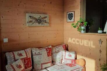 Aamiaismajoitus (B&B) Au Cœur Des Lacs   Chambres D Hôtes