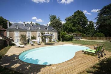 Bed and Breakfast Manoir De La Blonnerie