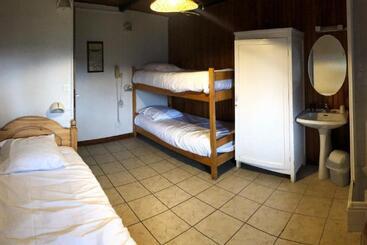 هتل Auberge De Pra Loup