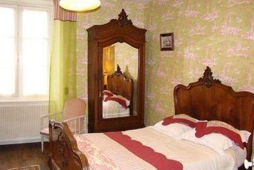 צימר Domaine De La Dame De Laurière