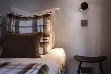 호텔 Hôtel Restaurant La Ferme De Cupelin