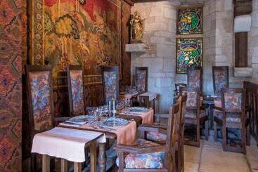 مبيت وإفطار Auberge De L Abbatiale