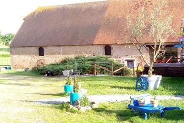 민박 Domaine De La Madeleine