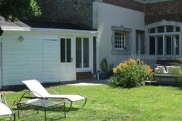 Bed and Breakfast La Demeure De Laclais