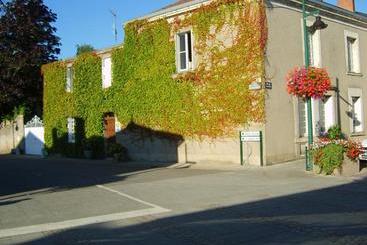 ベッドアンドブレックファースト Lalobema