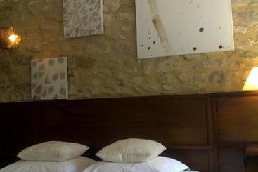 Le Mas De La Treille Bed & Breakfast