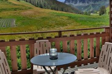 هتل Hôtel La Mayt